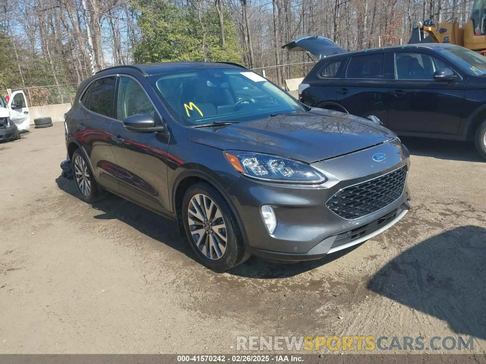 1 Photograph of a damaged car 1FMCU0DZ7LUB57978 FORD ESCAPE 2020