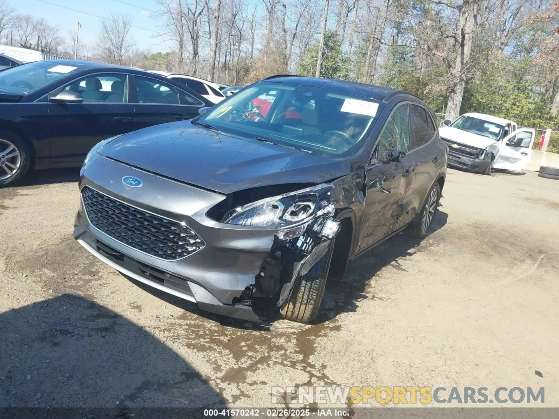 2 Photograph of a damaged car 1FMCU0DZ7LUB57978 FORD ESCAPE 2020