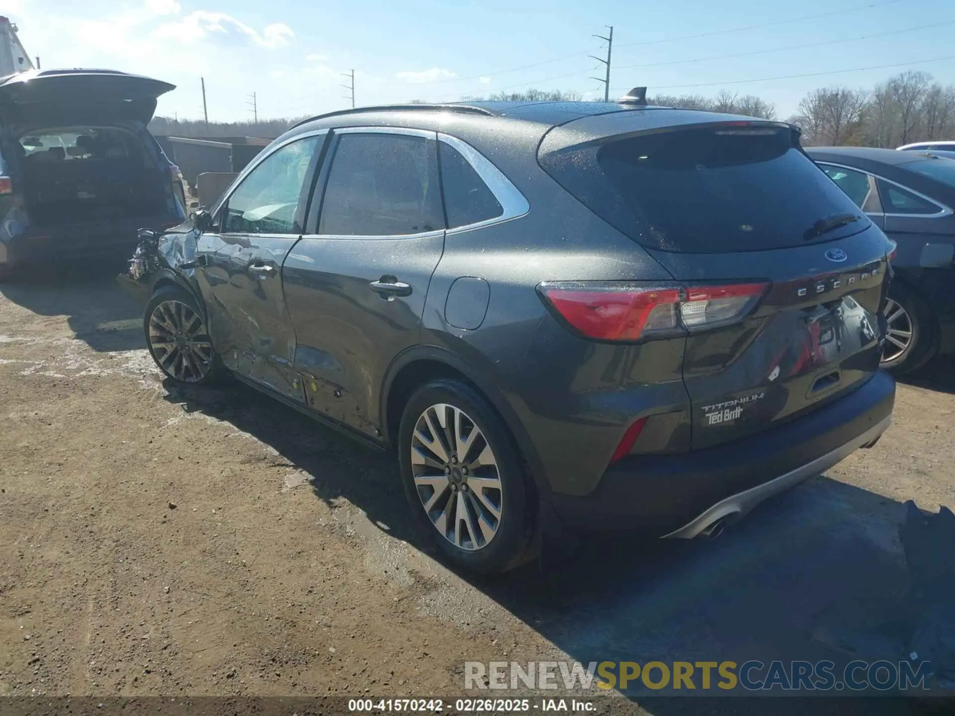 3 Photograph of a damaged car 1FMCU0DZ7LUB57978 FORD ESCAPE 2020