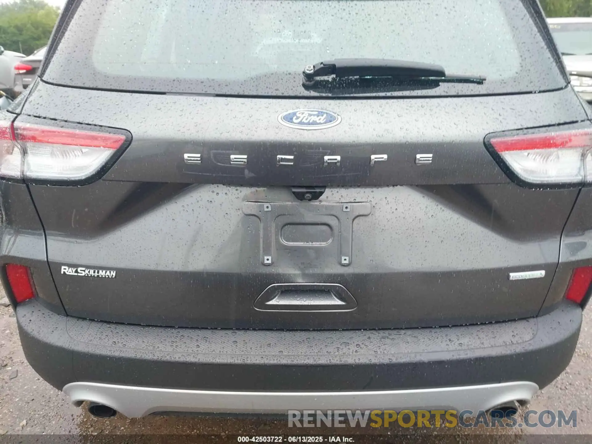 17 Фотография поврежденного автомобиля 1FMCU0F60LUA28760 FORD ESCAPE 2020