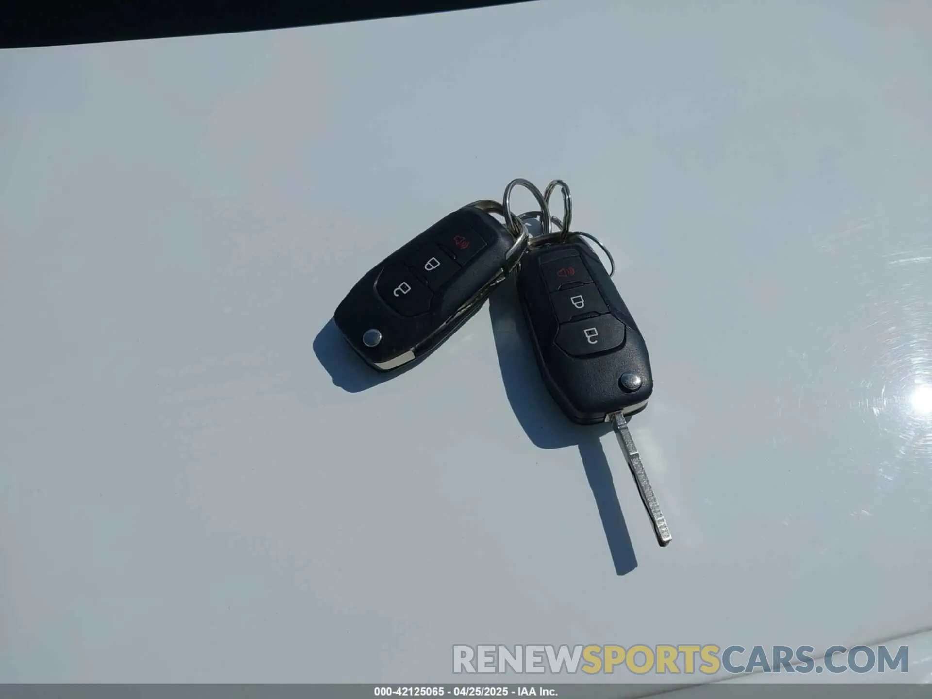 11 Photograph of a damaged car 1FMCU0F60LUC42504 FORD ESCAPE 2020
