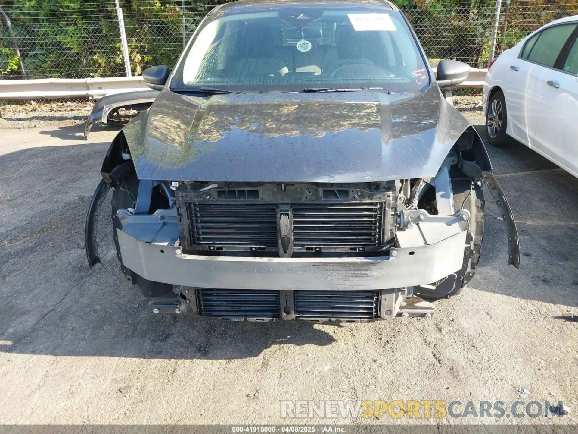 6 Photograph of a damaged car 1FMCU0F61LUA22935 FORD ESCAPE 2020