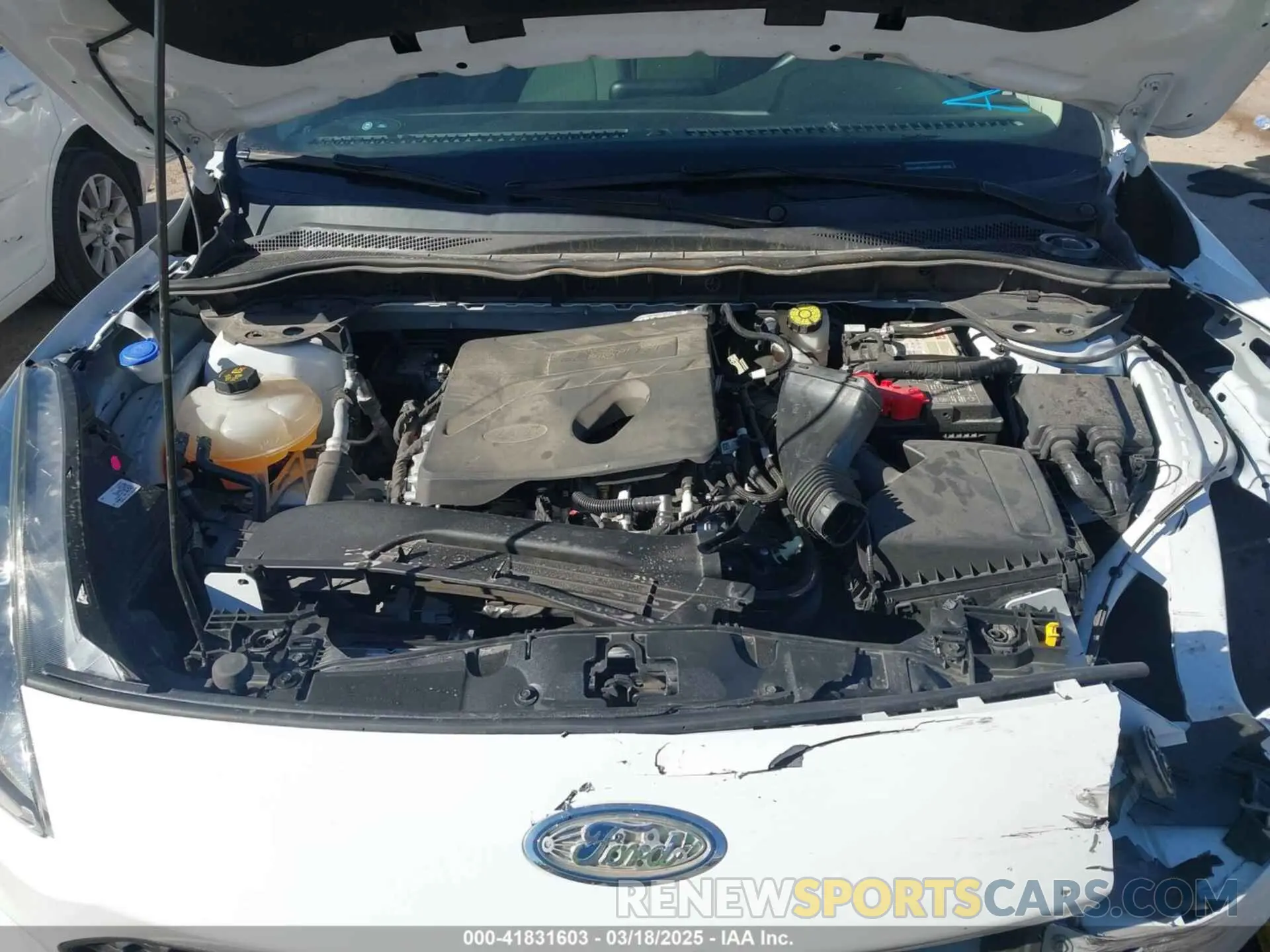 10 Photograph of a damaged car 1FMCU0F61LUA35846 FORD ESCAPE 2020