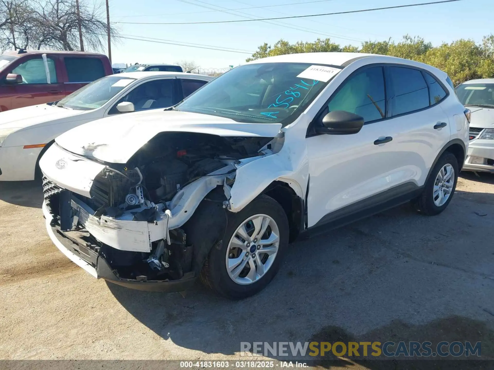 2 Photograph of a damaged car 1FMCU0F61LUA35846 FORD ESCAPE 2020
