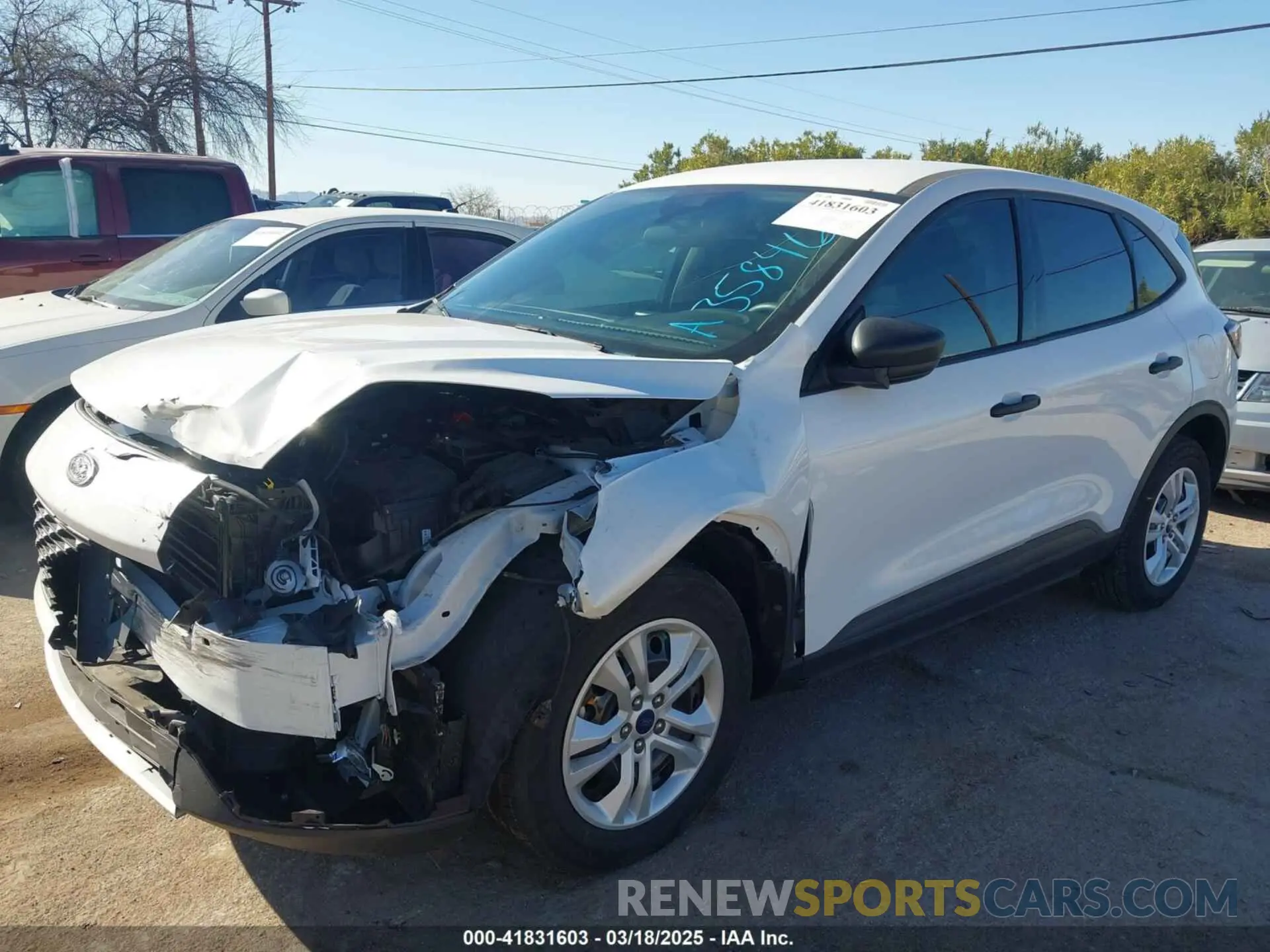 6 Photograph of a damaged car 1FMCU0F61LUA35846 FORD ESCAPE 2020