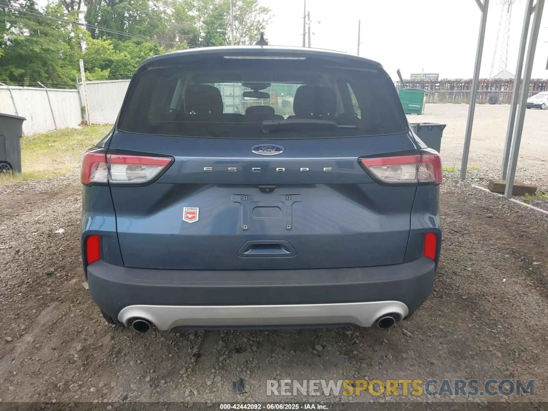 16 Photograph of a damaged car 1FMCU0F61LUC62065 FORD ESCAPE 2020