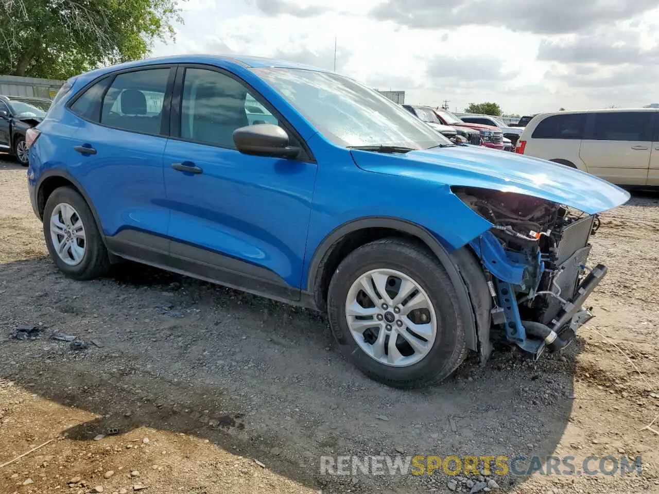 4 Фотография поврежденного автомобиля 1FMCU0F62LUA31742 FORD ESCAPE 2020