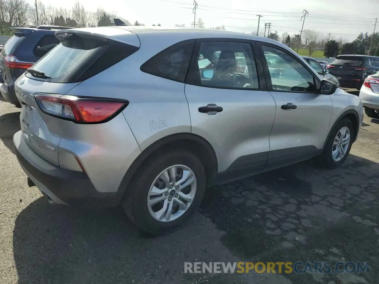 3 Фотография поврежденного автомобиля 1FMCU0F62LUA36908 FORD ESCAPE 2020