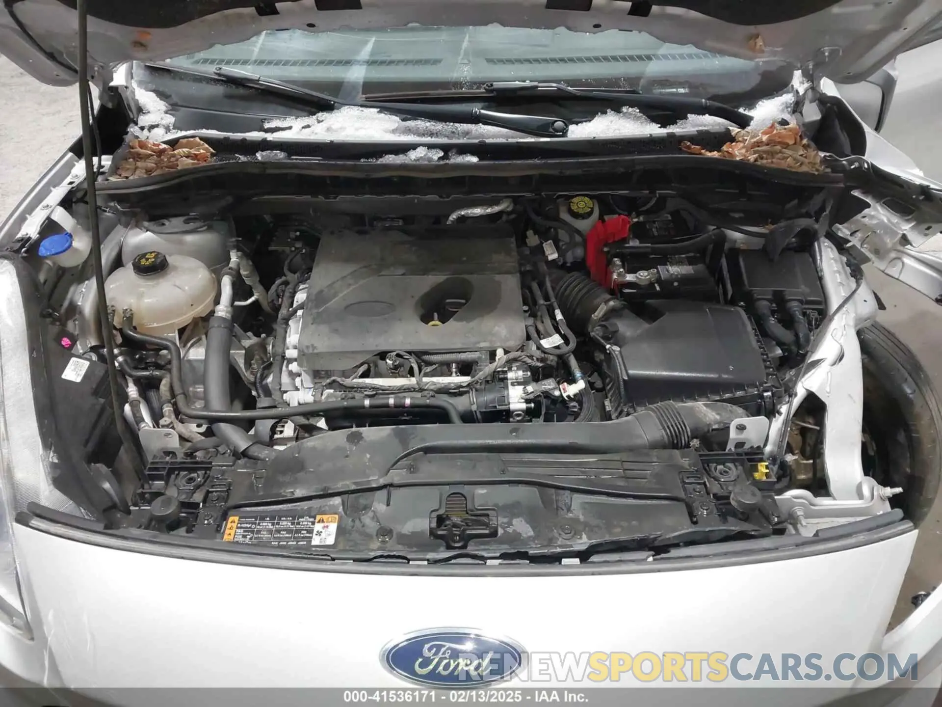 10 Photograph of a damaged car 1FMCU0F64LUA84300 FORD ESCAPE 2020