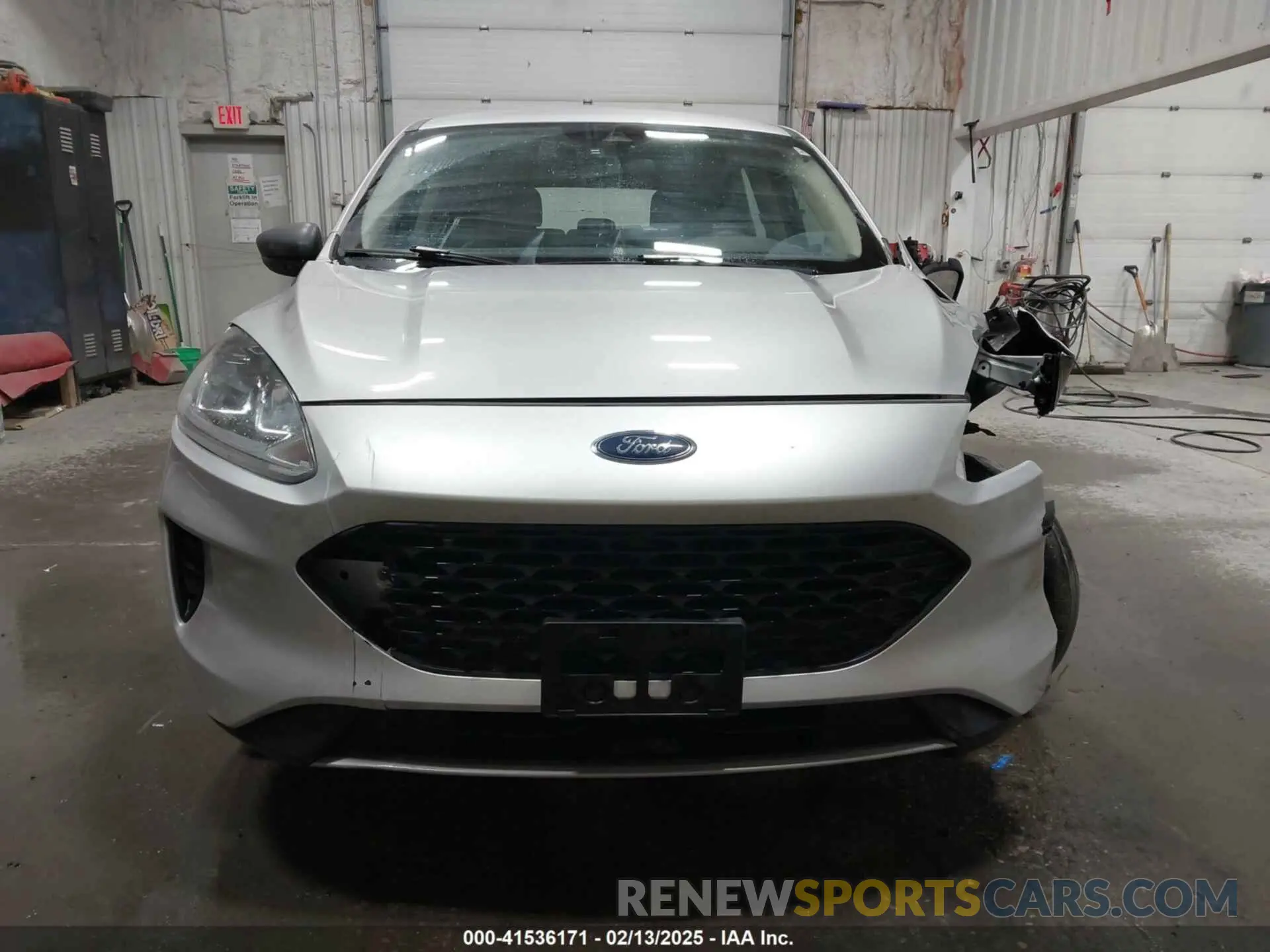 13 Photograph of a damaged car 1FMCU0F64LUA84300 FORD ESCAPE 2020