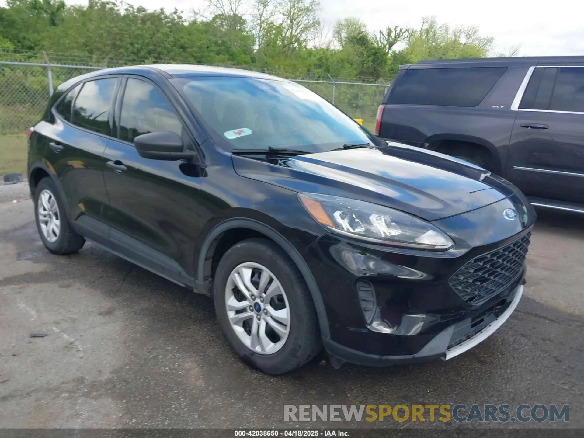 1 Фотография поврежденного автомобиля 1FMCU0F64LUB57570 FORD ESCAPE 2020