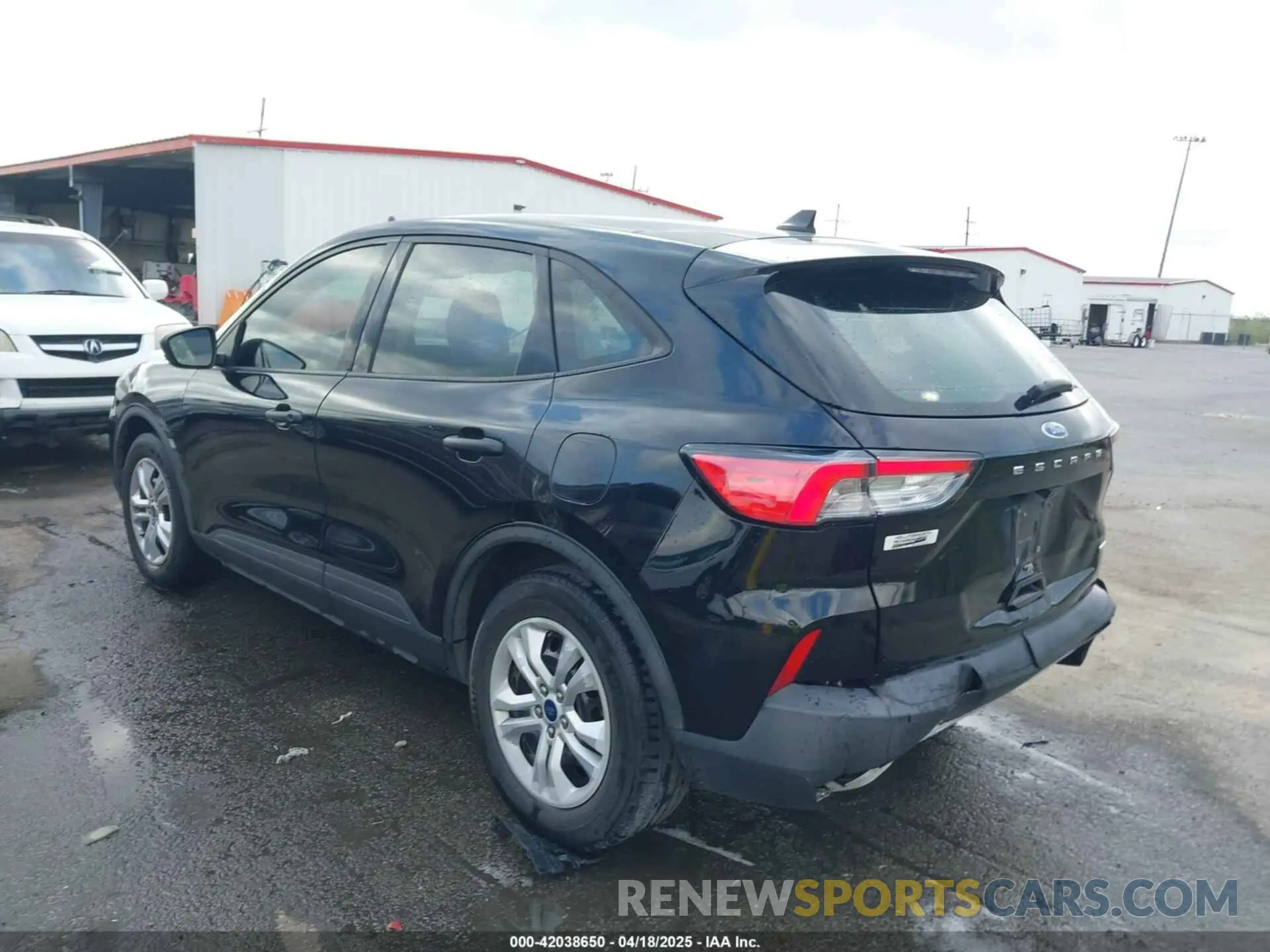 3 Фотография поврежденного автомобиля 1FMCU0F64LUB57570 FORD ESCAPE 2020
