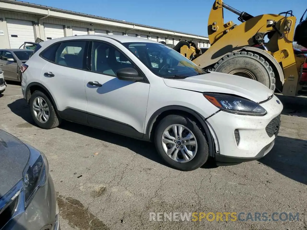4 Photograph of a damaged car 1FMCU0F65LUA48213 FORD ESCAPE 2020
