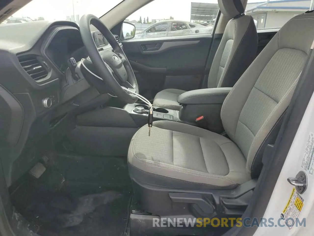 7 Фотография поврежденного автомобиля 1FMCU0F65LUB70988 FORD ESCAPE 2020