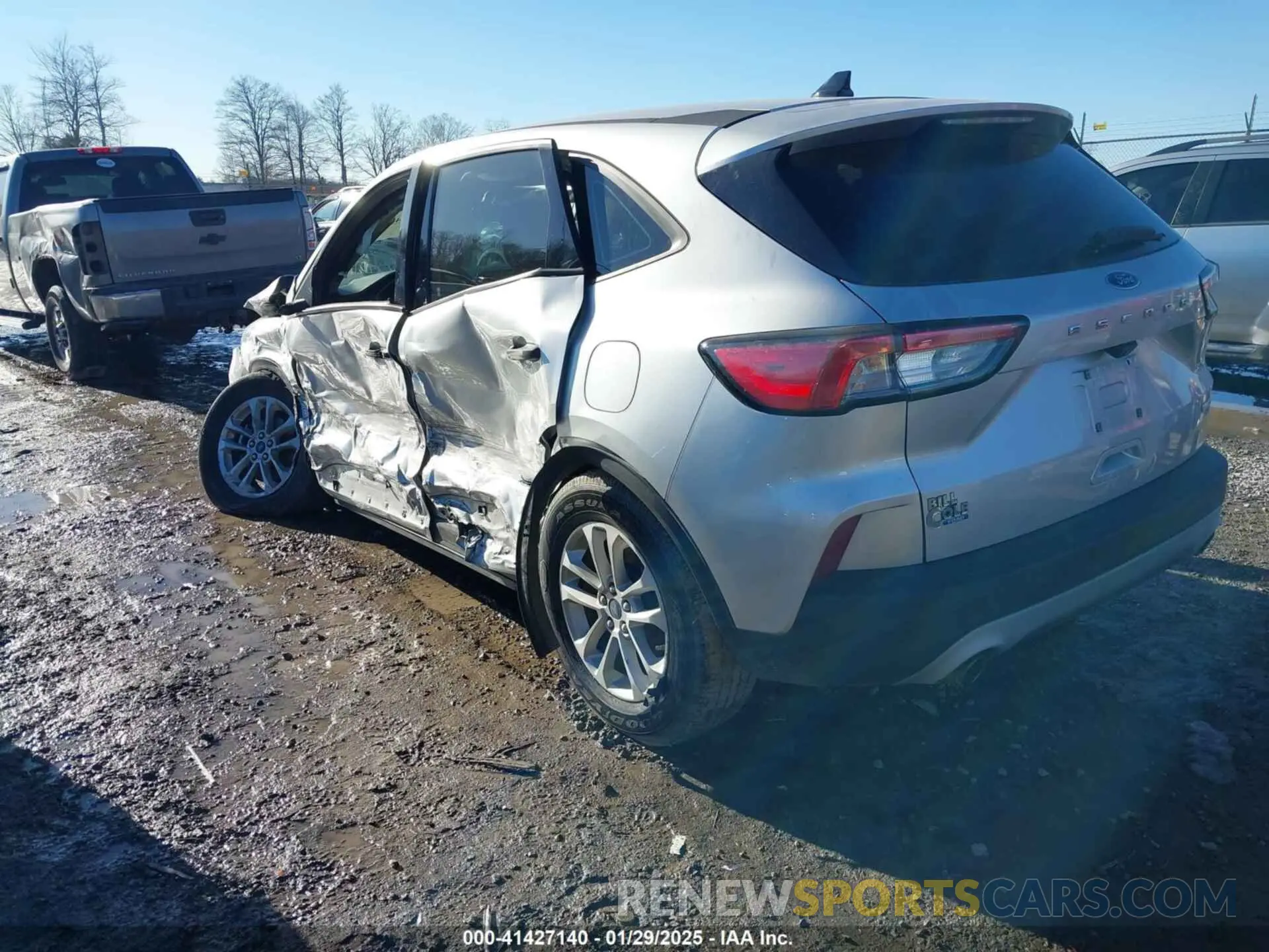 3 Photograph of a damaged car 1FMCU0F66LUA08805 FORD ESCAPE 2020
