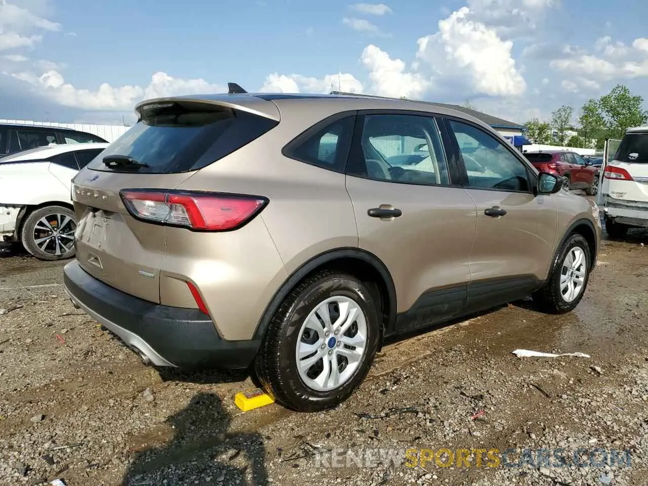 3 Фотография поврежденного автомобиля 1FMCU0F67LUB96511 FORD ESCAPE 2020