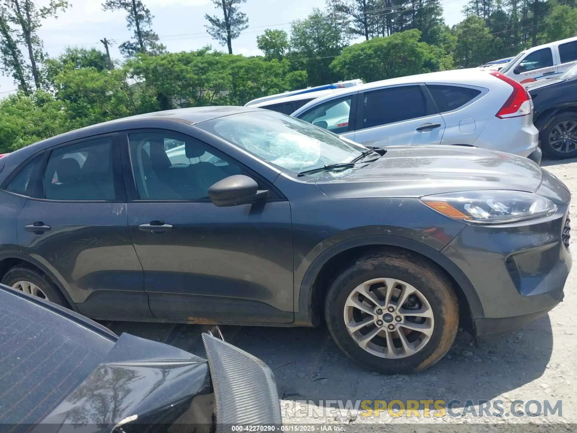 13 Photograph of a damaged car 1FMCU0F69LUA67346 FORD ESCAPE 2020