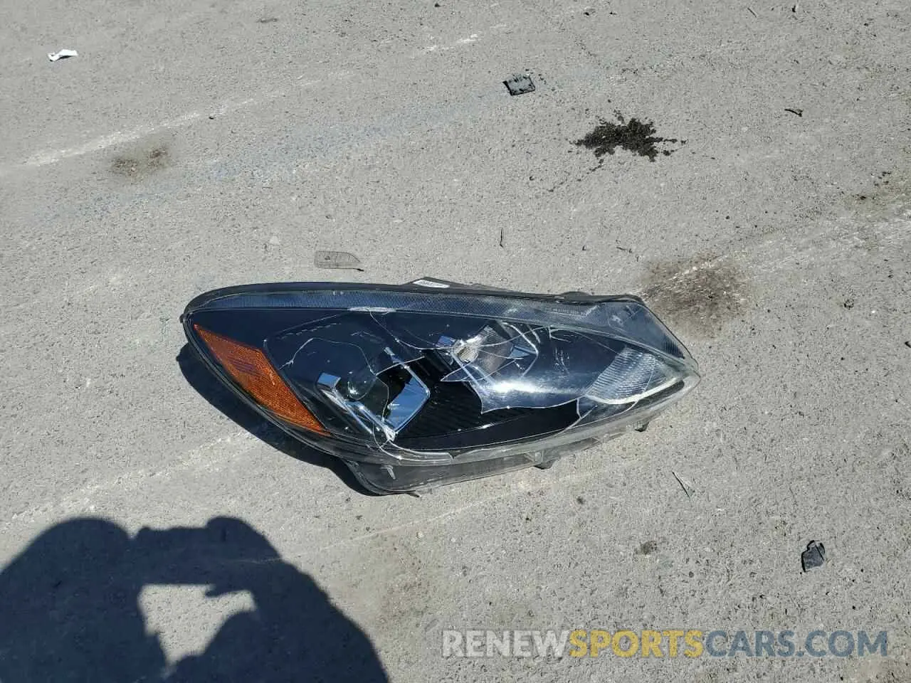 12 Фотография поврежденного автомобиля 1FMCU0G60LUA12282 FORD ESCAPE 2020
