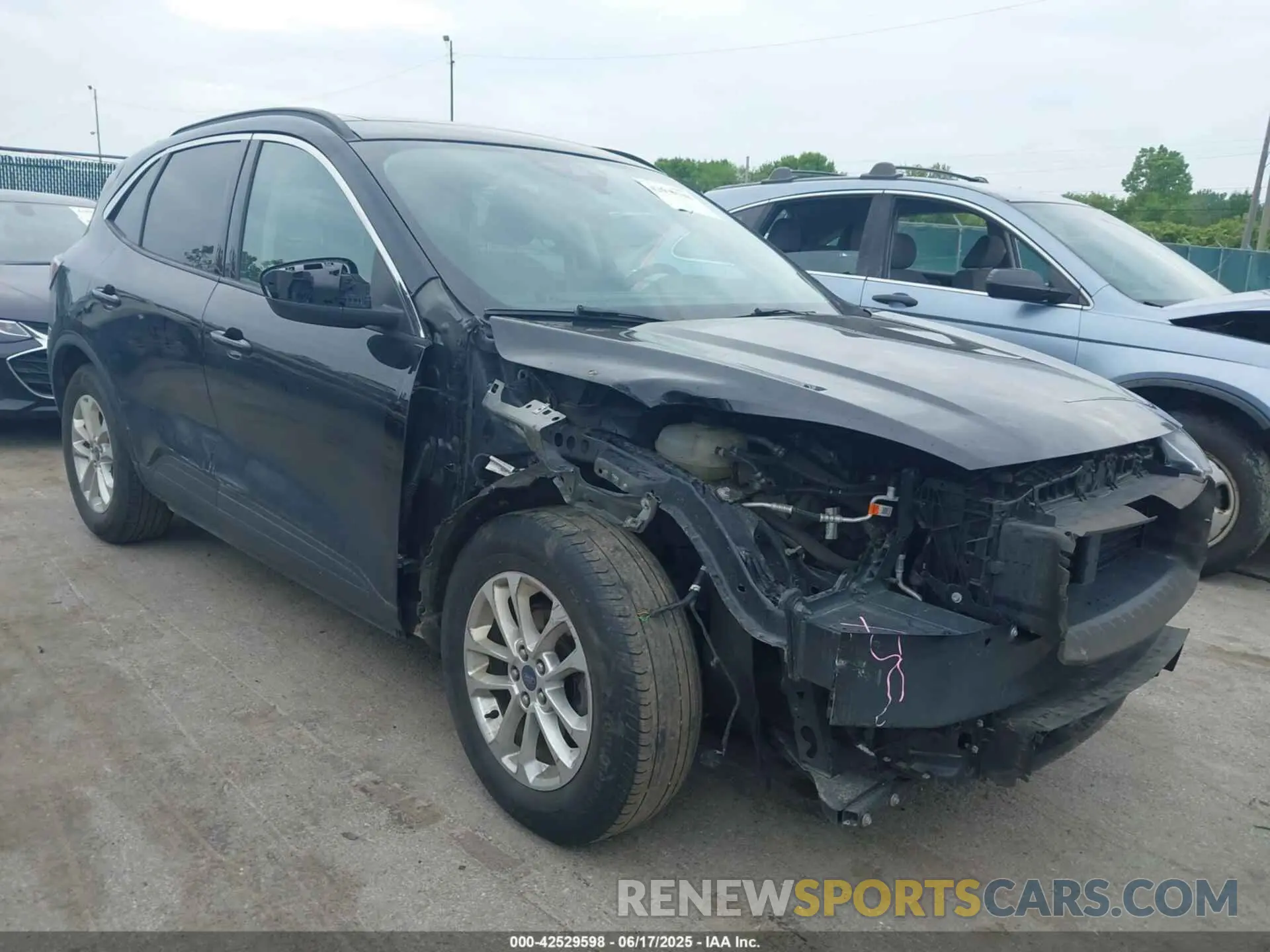 1 Photograph of a damaged car 1FMCU0G60LUA83398 FORD ESCAPE 2020