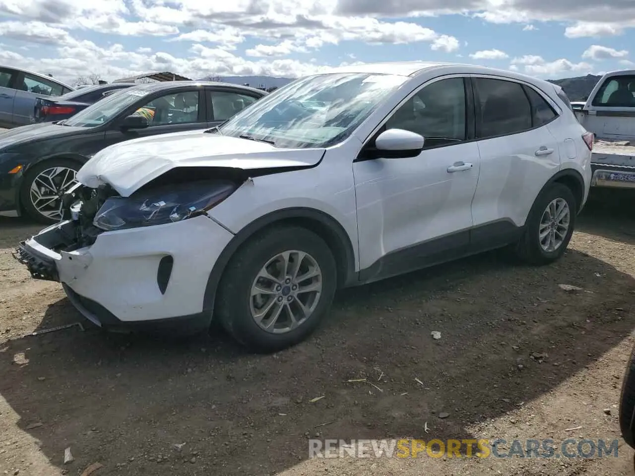1 Фотография поврежденного автомобиля 1FMCU0G60LUB44118 FORD ESCAPE 2020