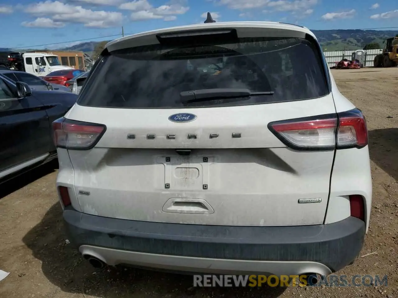 6 Фотография поврежденного автомобиля 1FMCU0G60LUB44118 FORD ESCAPE 2020