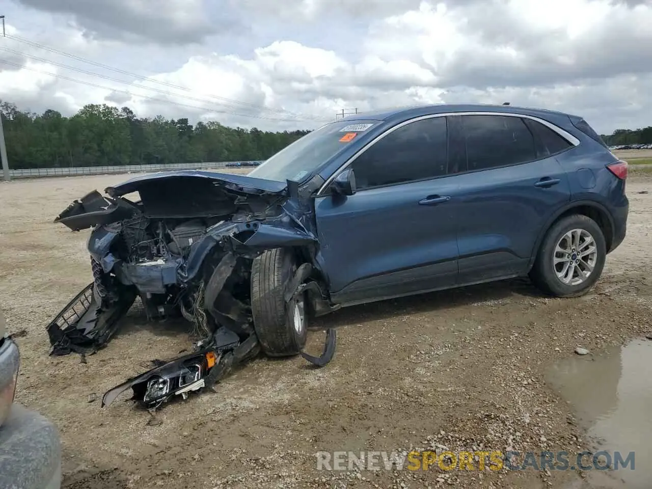 1 Photograph of a damaged car 1FMCU0G61LUB38585 FORD ESCAPE 2020