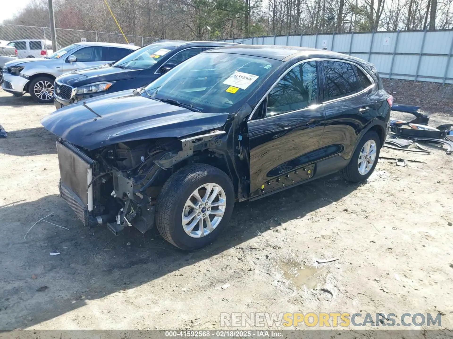 2 Фотография поврежденного автомобиля 1FMCU0G61LUC20929 FORD ESCAPE 2020