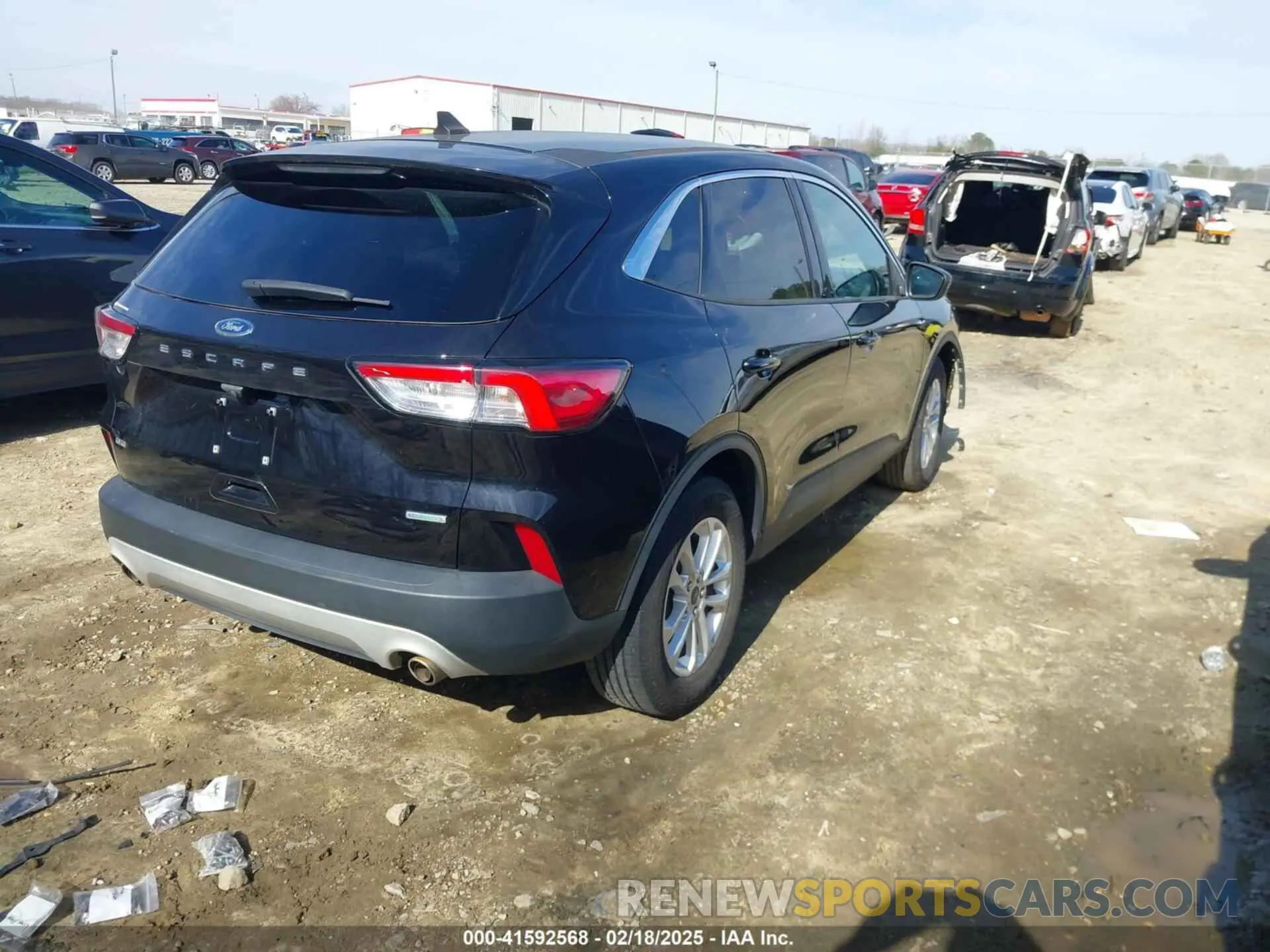 4 Фотография поврежденного автомобиля 1FMCU0G61LUC20929 FORD ESCAPE 2020