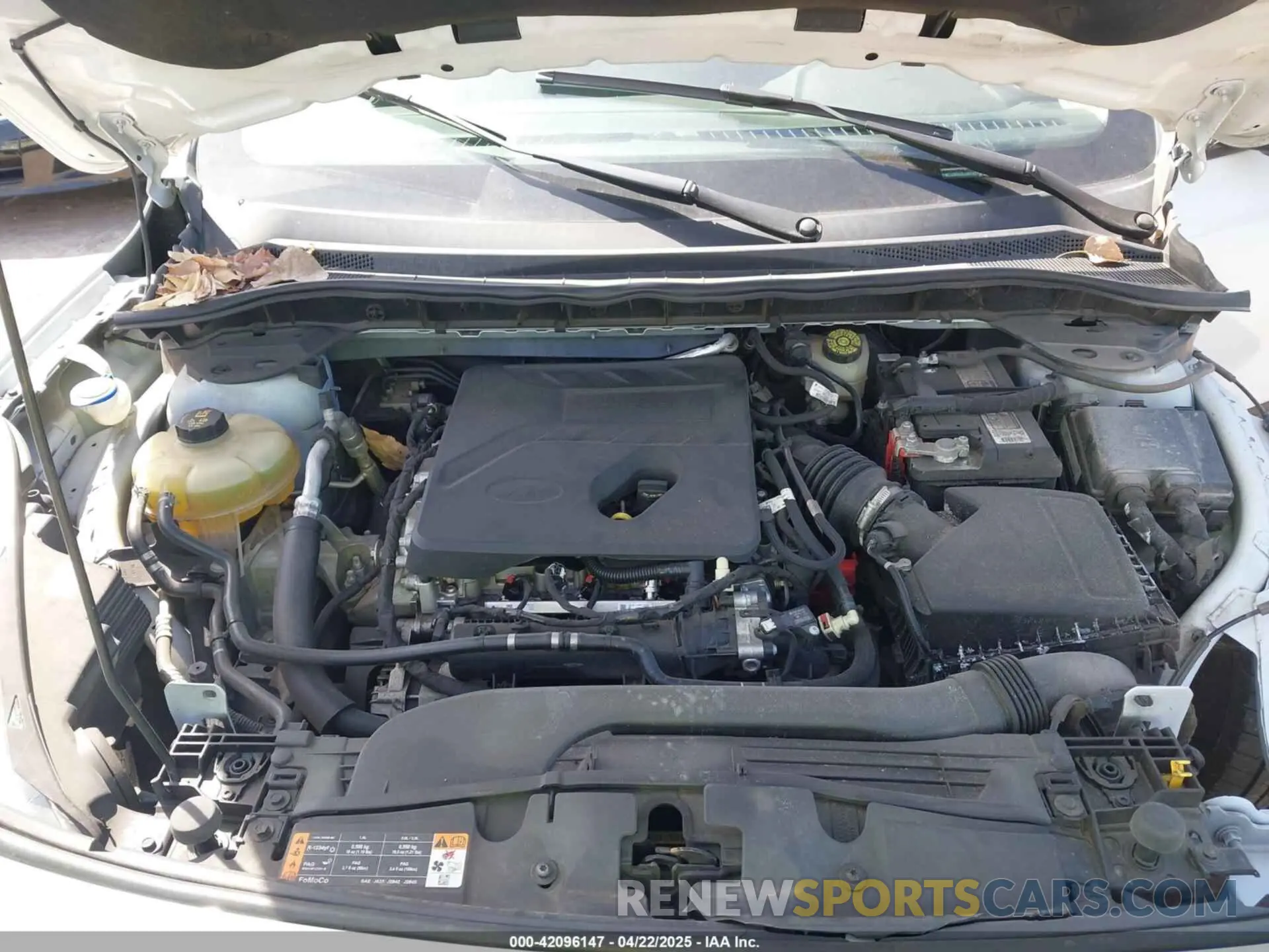 10 Фотография поврежденного автомобиля 1FMCU0G62LUB74317 FORD ESCAPE 2020