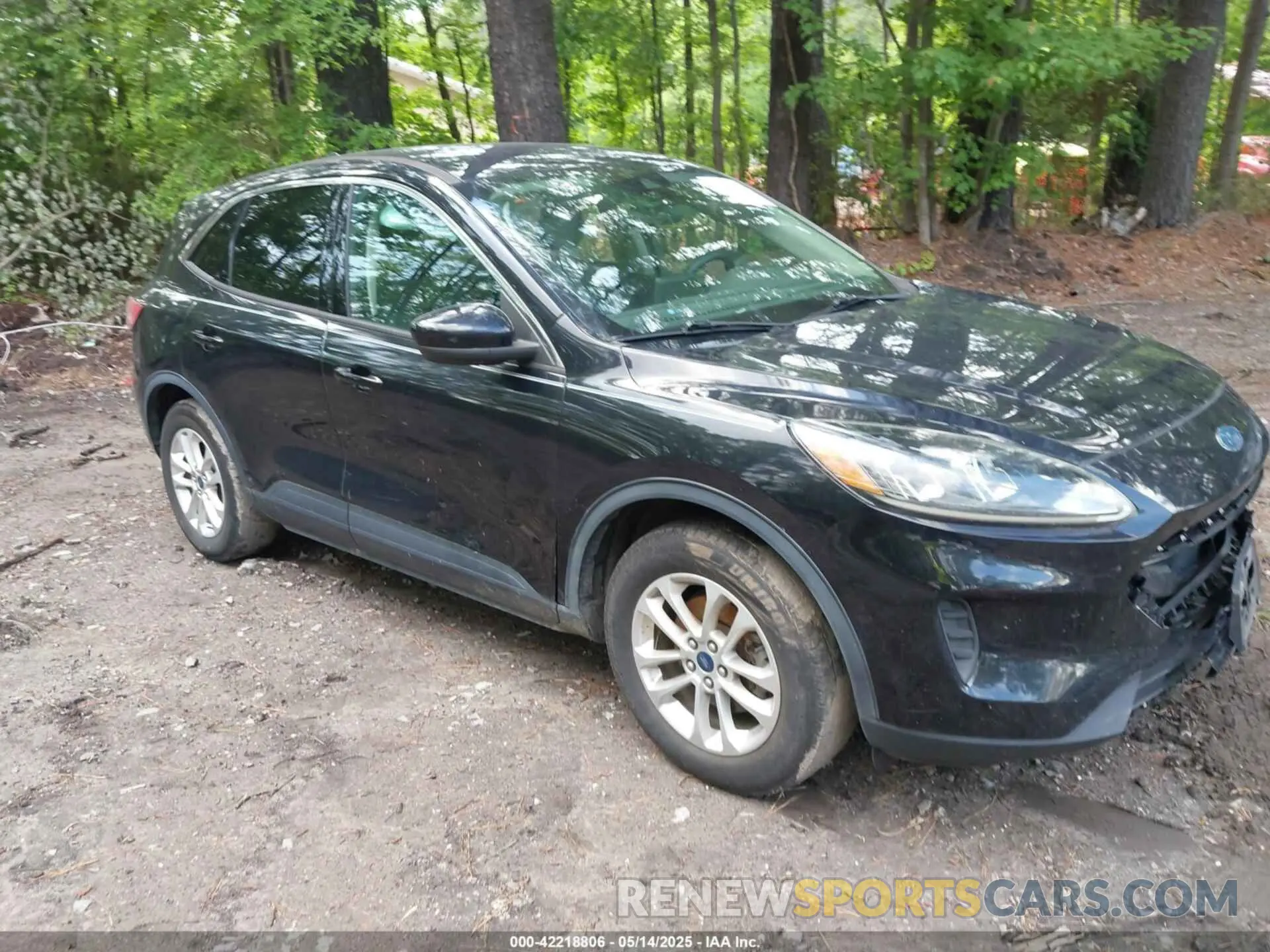 1 Photograph of a damaged car 1FMCU0G62LUC04223 FORD ESCAPE 2020