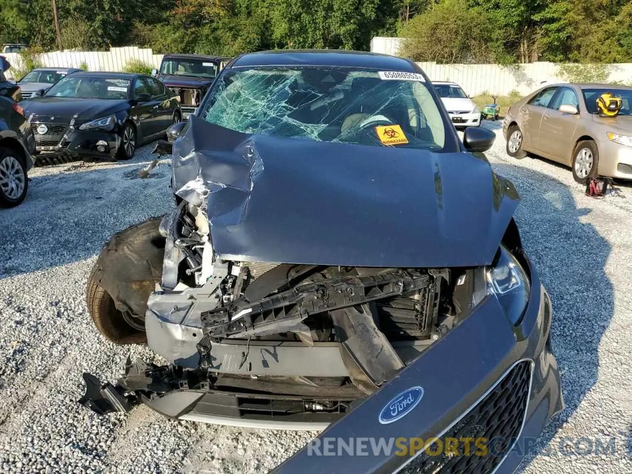 5 Photograph of a damaged car 1FMCU0G62LUC42373 FORD ESCAPE 2020