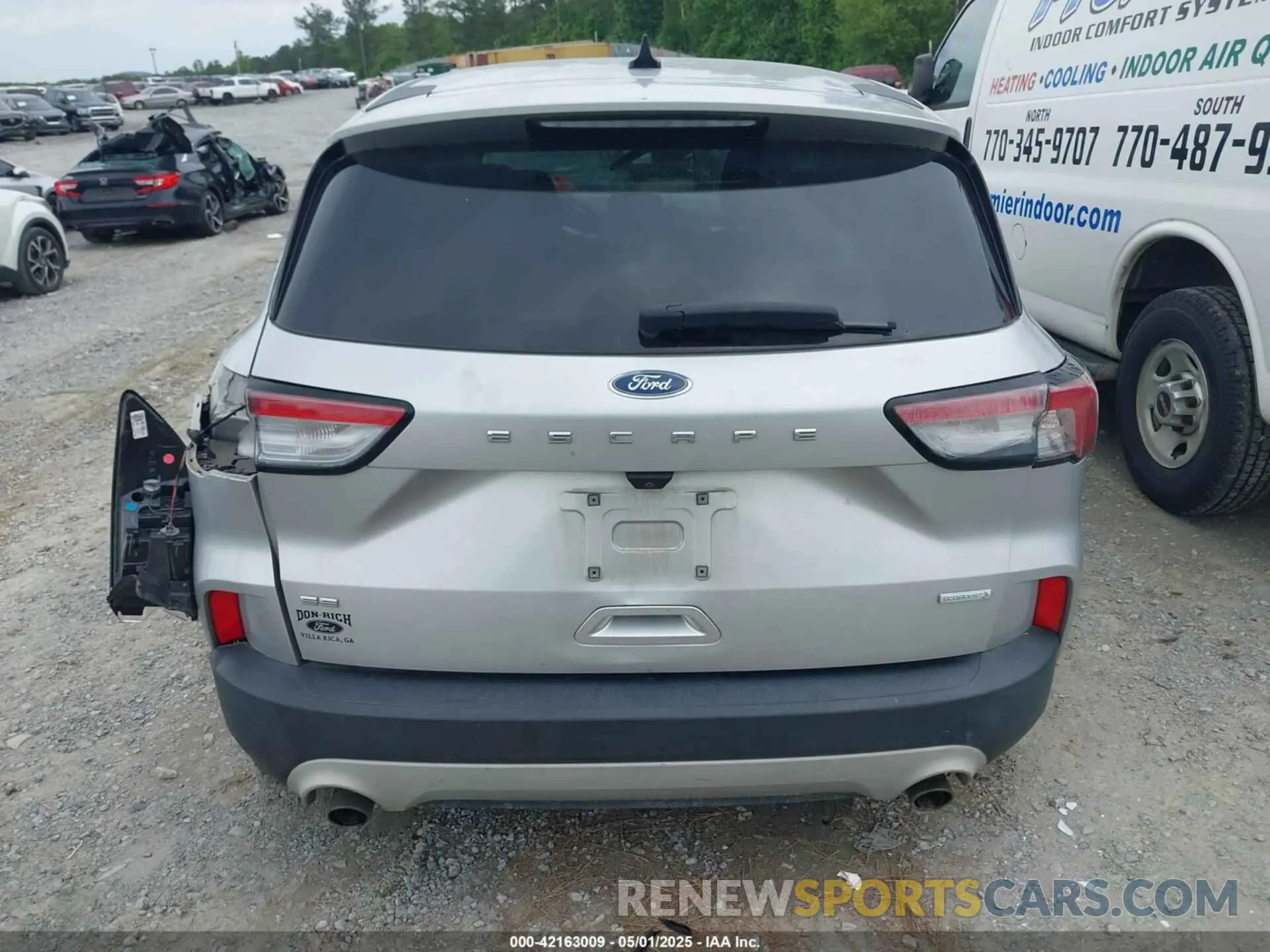 15 Photograph of a damaged car 1FMCU0G63LUA45809 FORD ESCAPE 2020