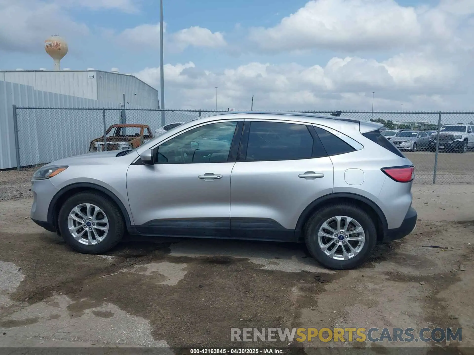 14 Фотография поврежденного автомобиля 1FMCU0G64LUA32826 FORD ESCAPE 2020