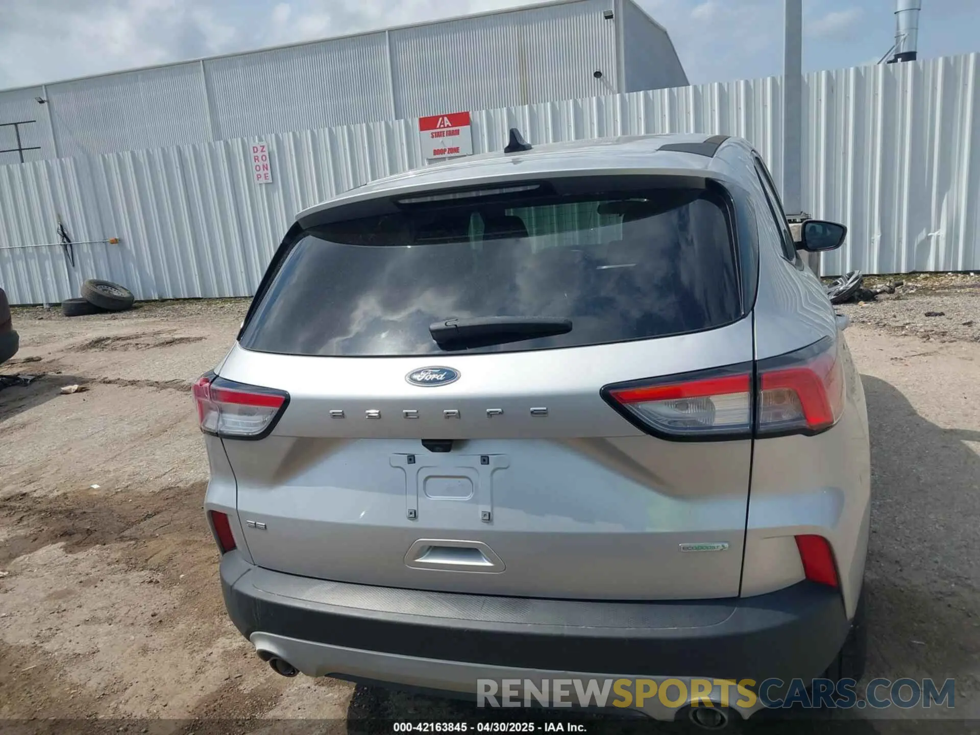16 Фотография поврежденного автомобиля 1FMCU0G64LUA32826 FORD ESCAPE 2020