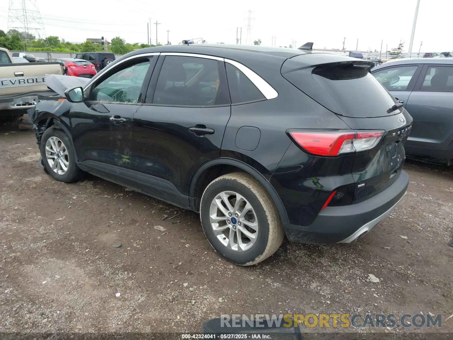 3 Photograph of a damaged car 1FMCU0G64LUA46953 FORD ESCAPE 2020