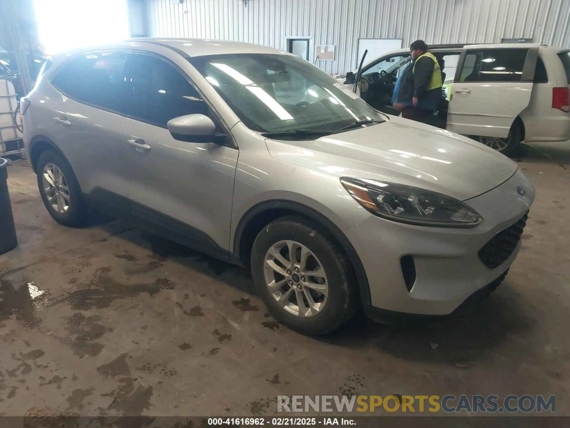 1 Photograph of a damaged car 1FMCU0G65LUA93649 FORD ESCAPE 2020