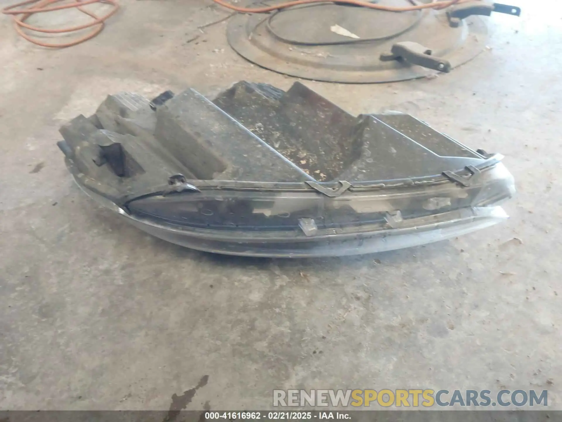 12 Photograph of a damaged car 1FMCU0G65LUA93649 FORD ESCAPE 2020