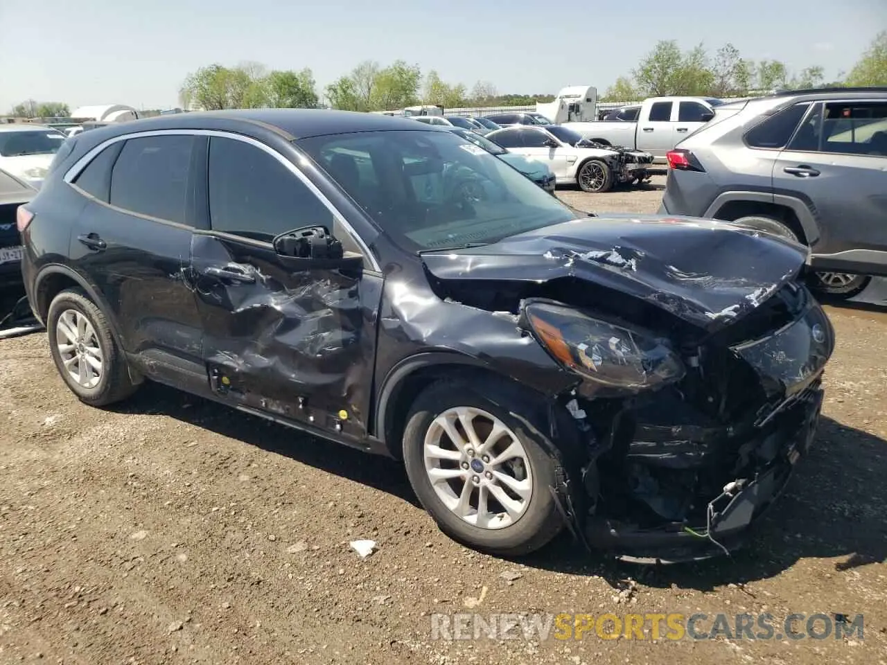 4 Photograph of a damaged car 1FMCU0G65LUB48617 FORD ESCAPE 2020