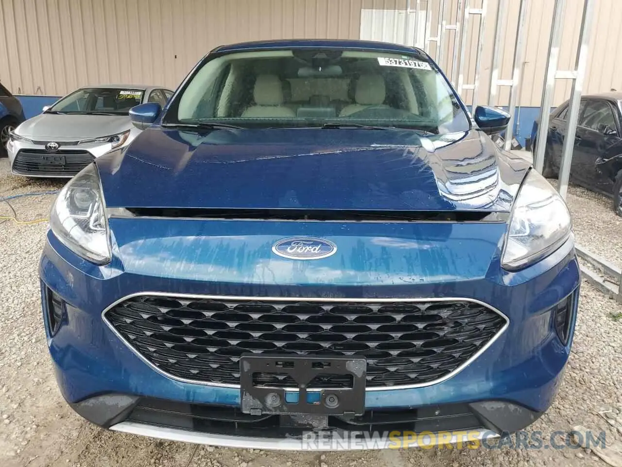 5 Photograph of a damaged car 1FMCU0G65LUB84016 FORD ESCAPE 2020