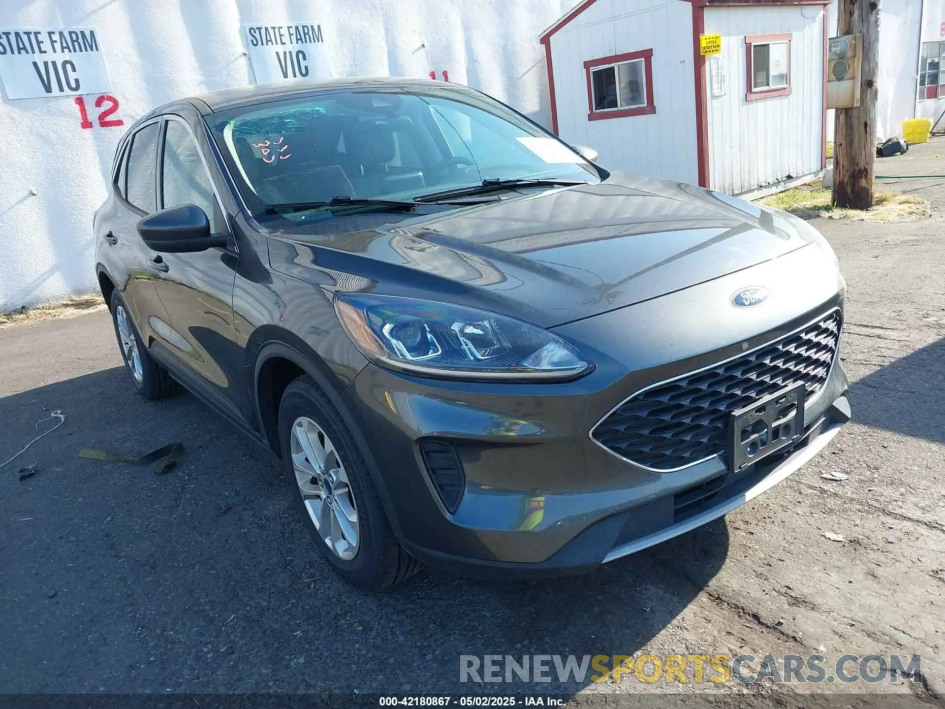1 Photograph of a damaged car 1FMCU0G65LUB92150 FORD ESCAPE 2020