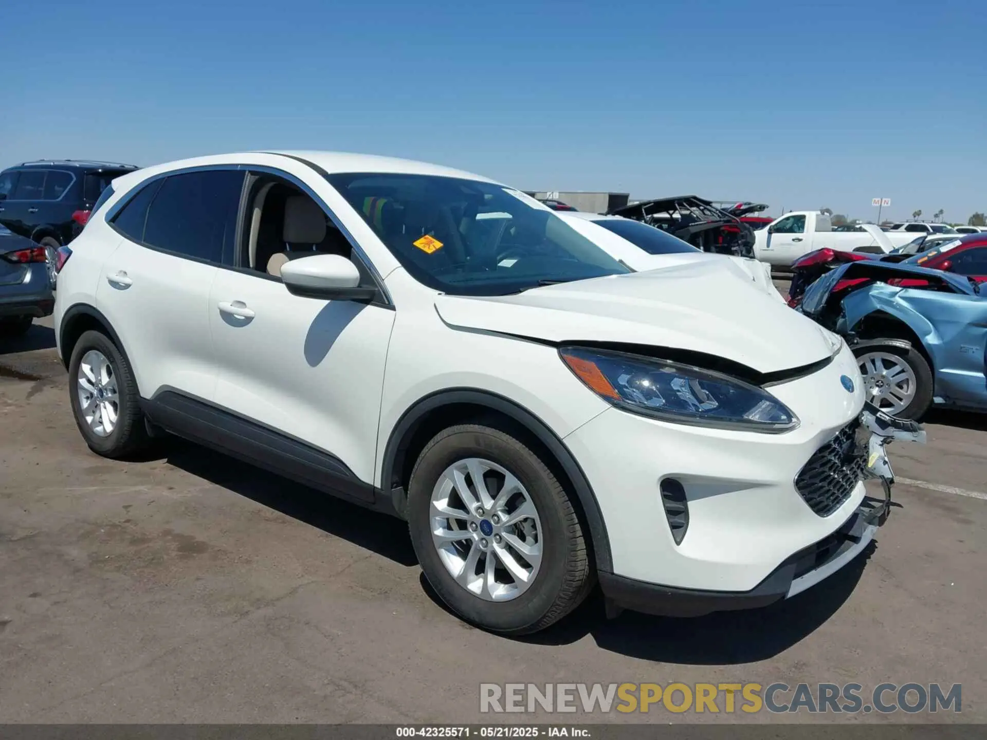1 Photograph of a damaged car 1FMCU0G66LUA35694 FORD ESCAPE 2020