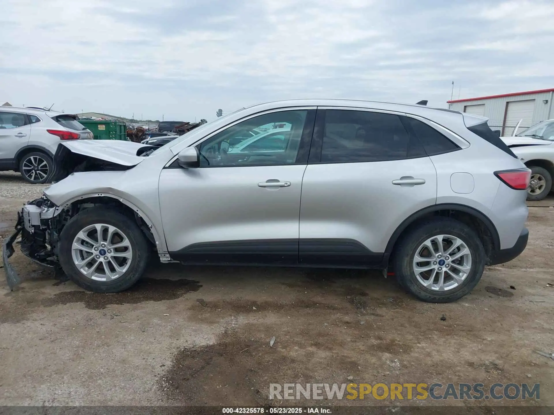14 Фотография поврежденного автомобиля 1FMCU0G66LUA79744 FORD ESCAPE 2020