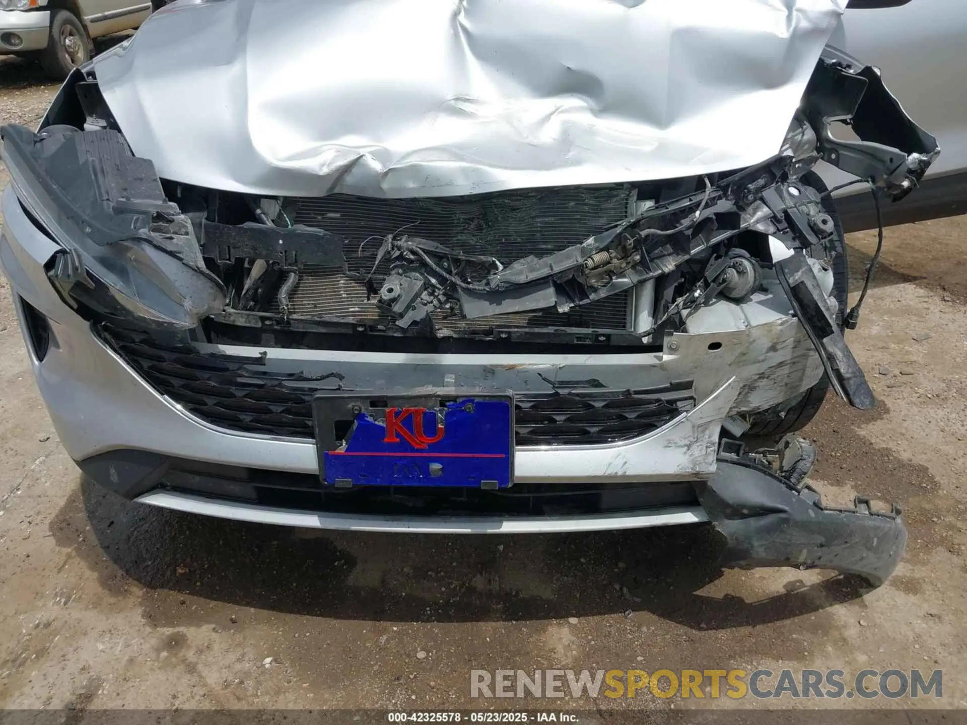 6 Фотография поврежденного автомобиля 1FMCU0G66LUA79744 FORD ESCAPE 2020