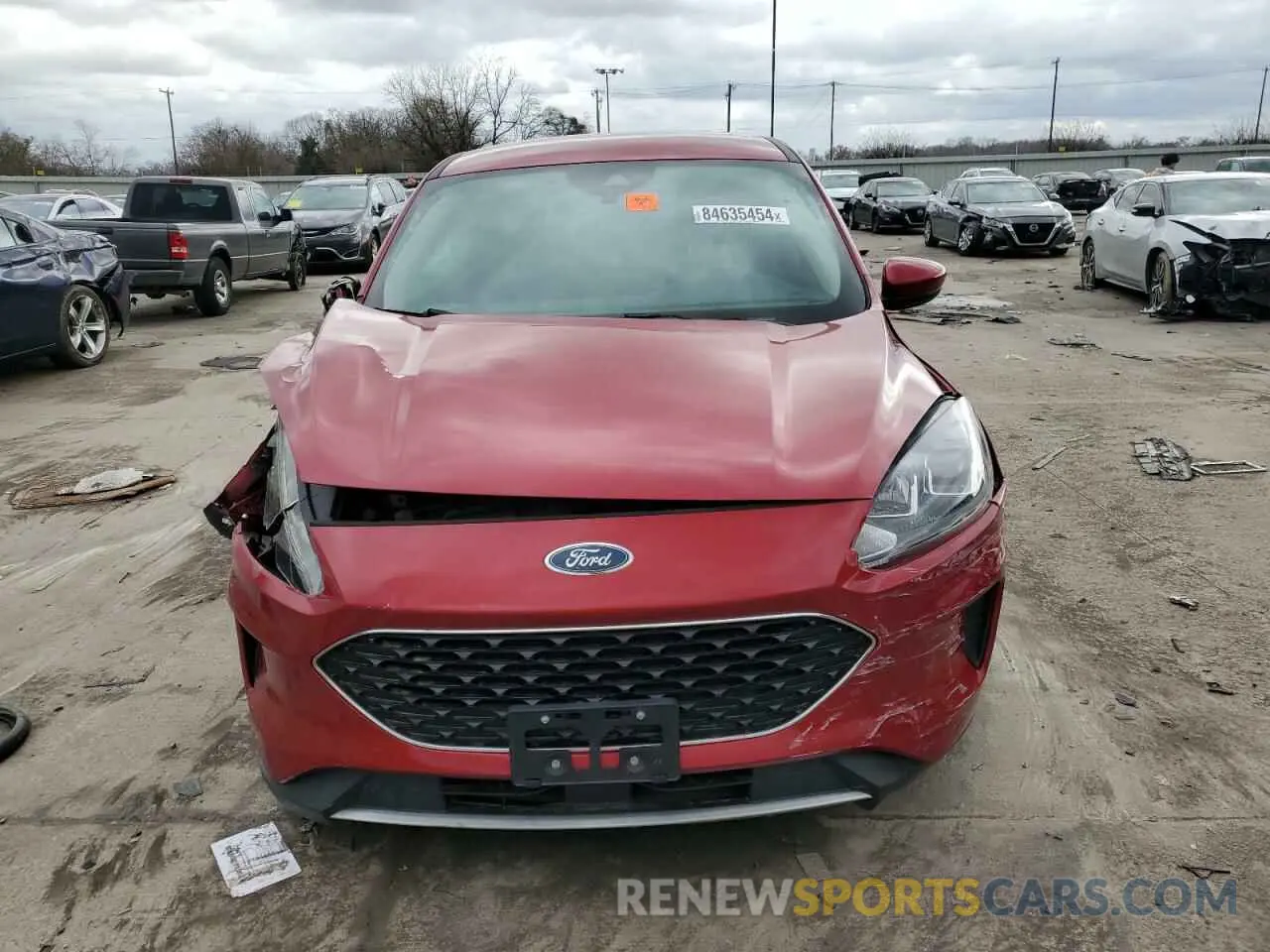 5 Photograph of a damaged car 1FMCU0G66LUB30482 FORD ESCAPE 2020