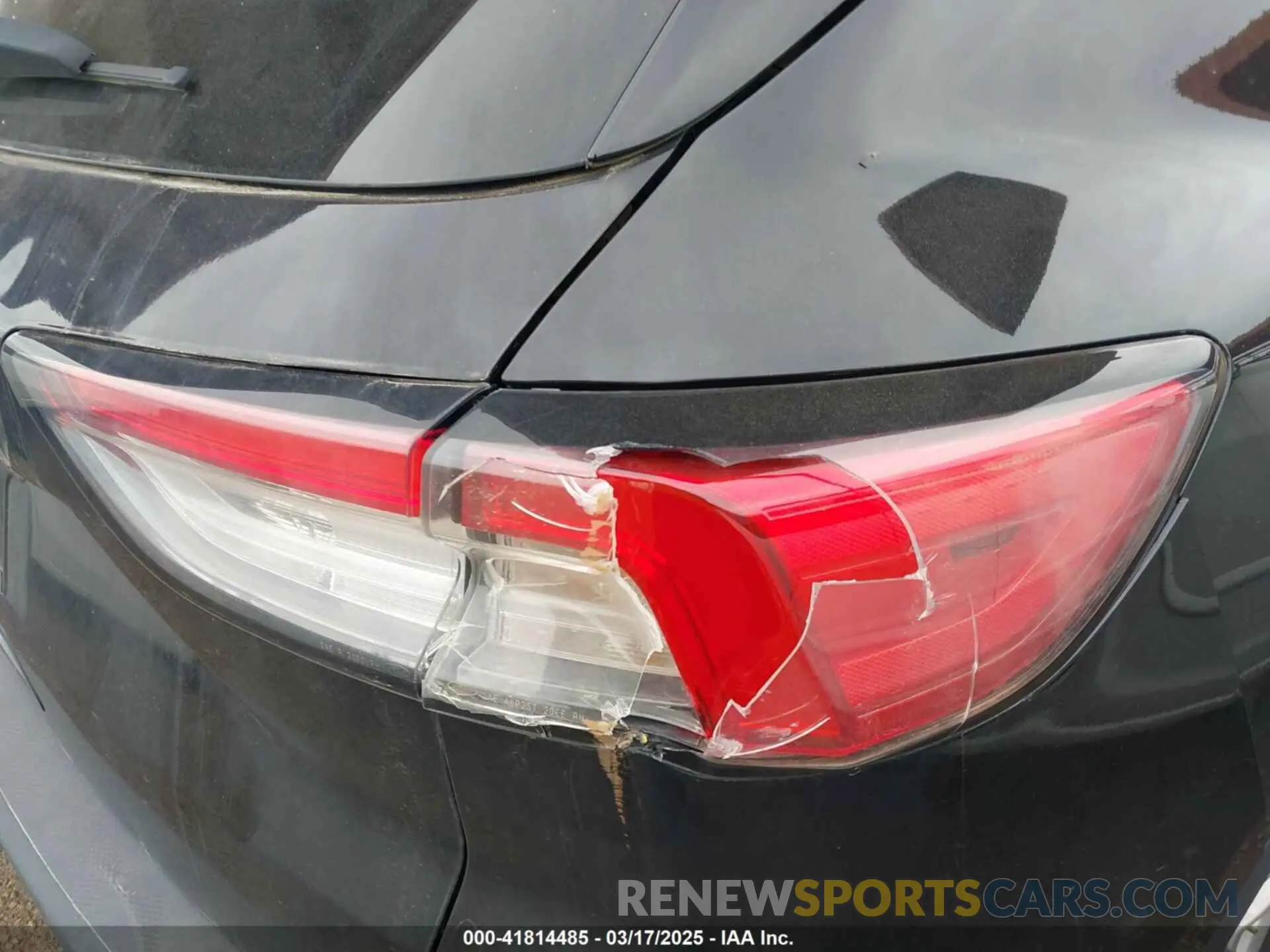 12 Photograph of a damaged car 1FMCU0G66LUC49259 FORD ESCAPE 2020