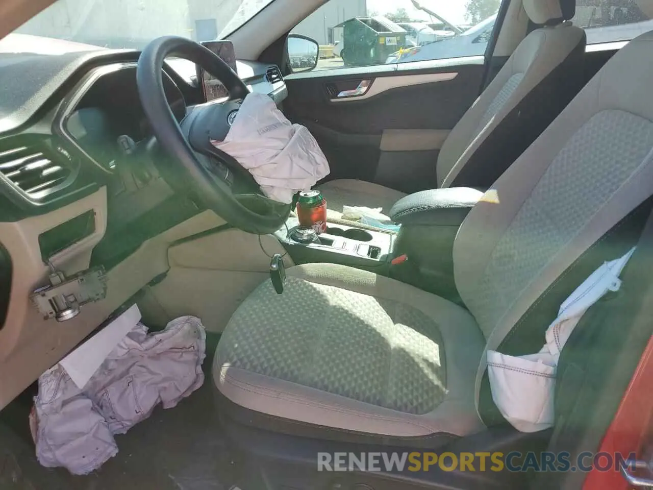 7 Photograph of a damaged car 1FMCU0G67LUA11579 FORD ESCAPE 2020