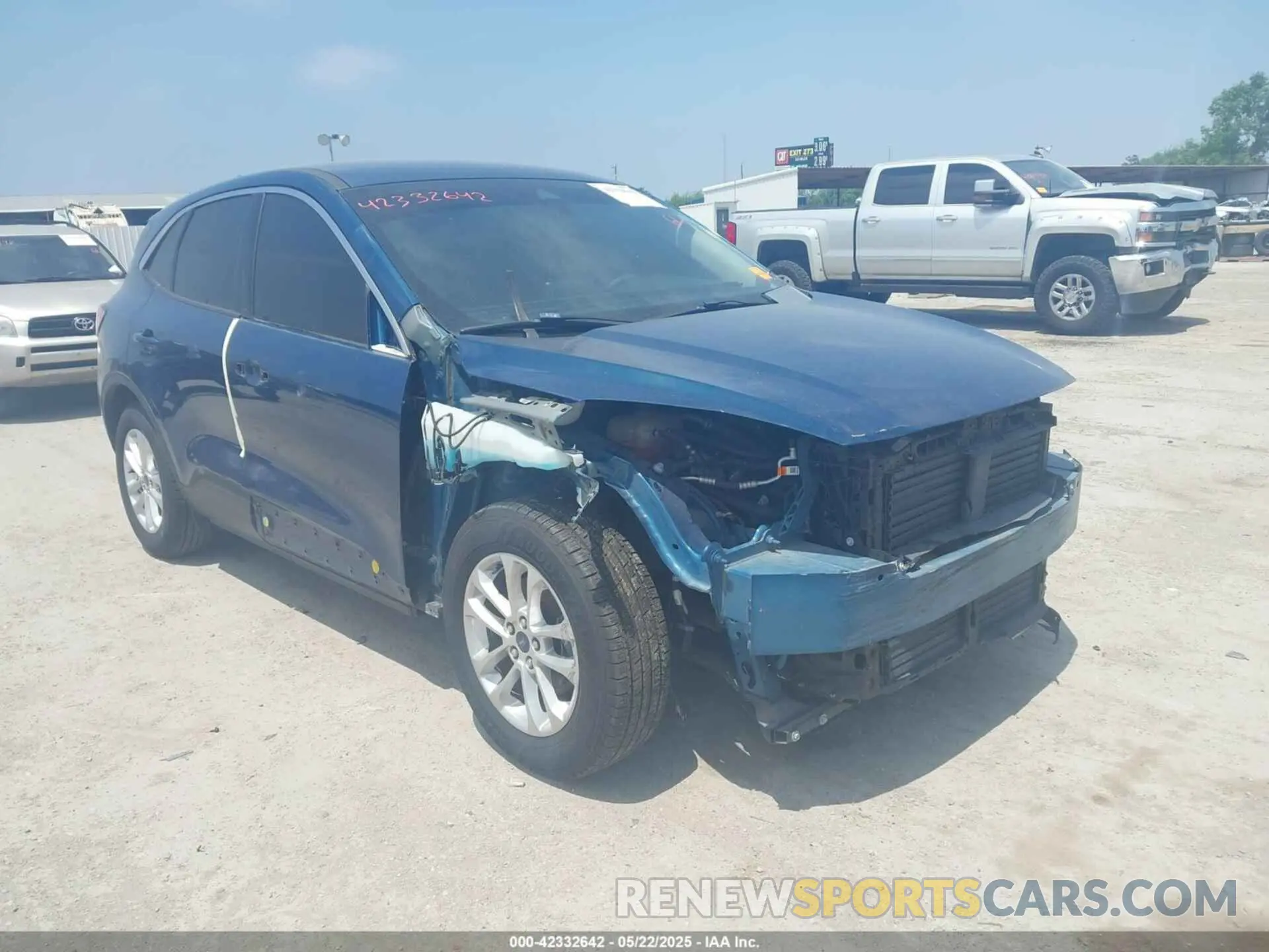 1 Photograph of a damaged car 1FMCU0G67LUA83768 FORD ESCAPE 2020