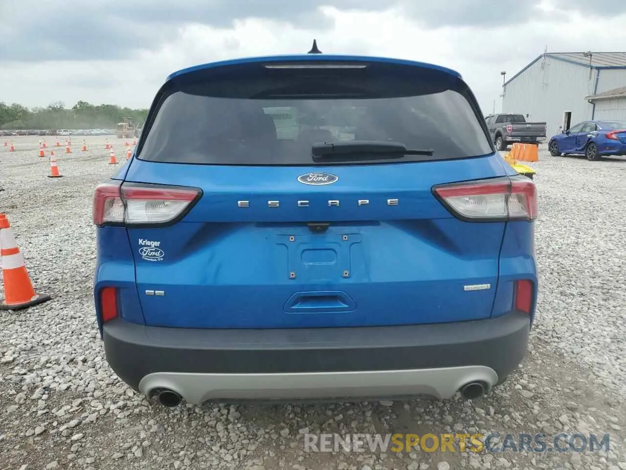 6 Photograph of a damaged car 1FMCU0G67LUA98433 FORD ESCAPE 2020