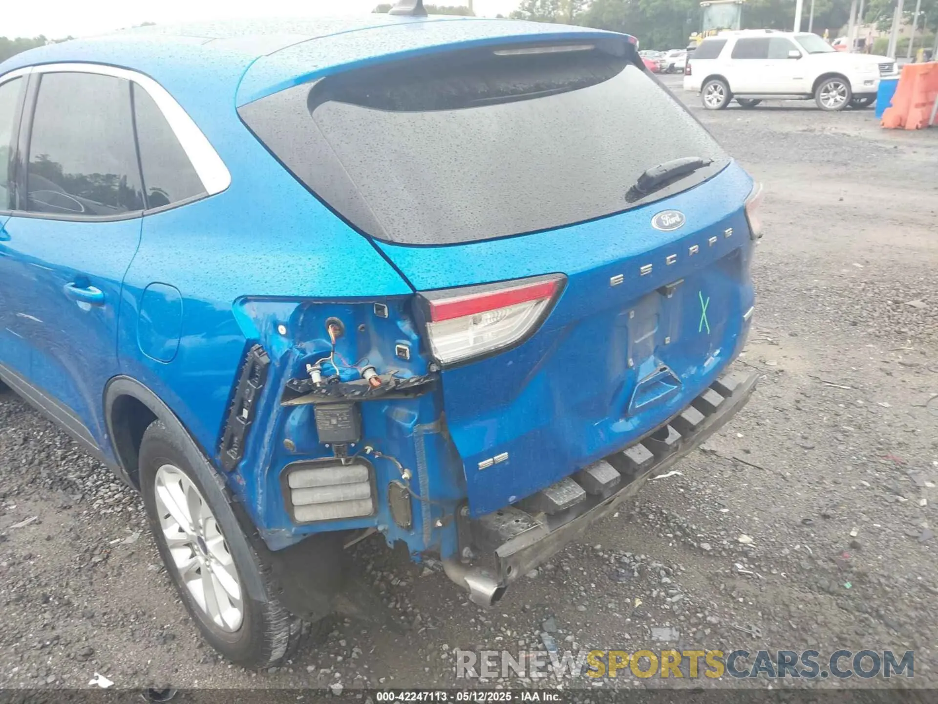 6 Фотография поврежденного автомобиля 1FMCU0G67LUC37461 FORD ESCAPE 2020