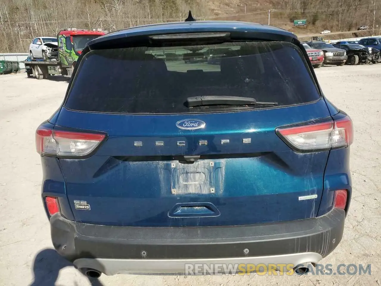 6 Photograph of a damaged car 1FMCU0G68LUA38113 FORD ESCAPE 2020